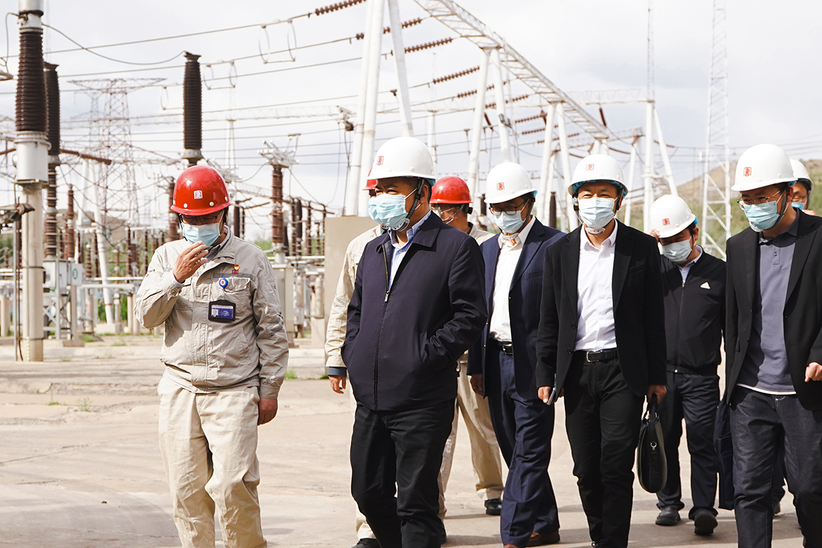 1652665554910548.jpg 張家口高發(fā)展公司同張家口發(fā)電廠簽署戰(zhàn)略合作協(xié)議01.jpg